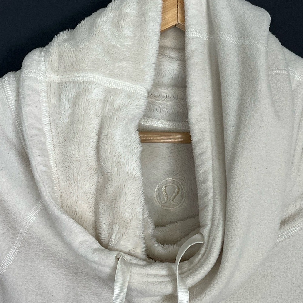 Lululemon Dont Hurry Be Happy Funnel Sweatshirt Womens Size Medium Bone CowlNeck - Picture 9 of 16